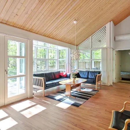 Verner - 500m From The Sea By Interhome